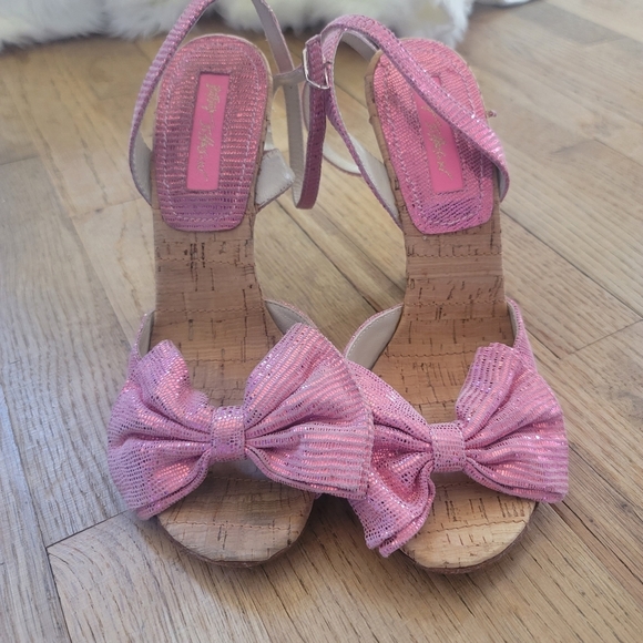 Betsey Johnson Shoes - Betsey Johnson,‎ Fran Metallic Pink Bow Tie & Cork Strappy Heels, Size 7- NWOT!